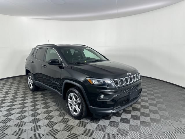 Certified 2023 Jeep Compass Latitude w/ Convenience Group AWD/4WD image 25