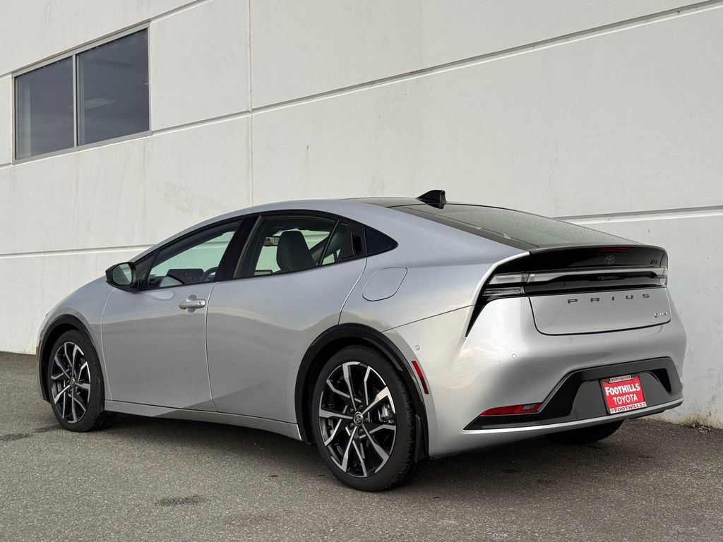 Used 2026 Toyota Prius Plug-In Hybrid w/ Limited Premium Package image 5