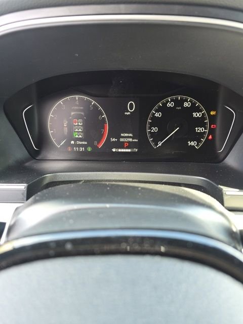 Certified 2025 Honda Pilot Touring image 10