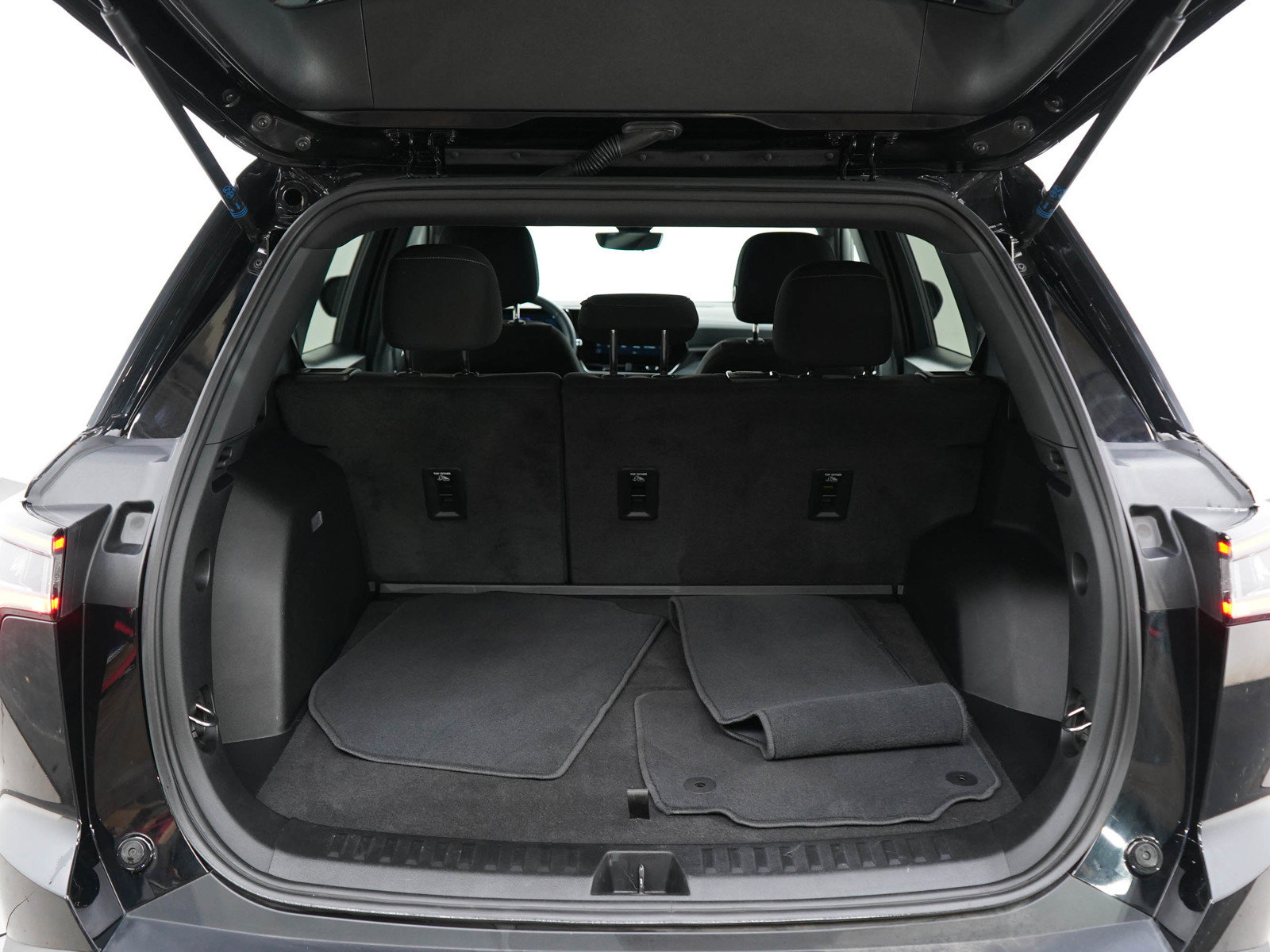 Used 2025 Chevrolet Equinox LT w/ Safety and Technology Package AWD/4WD image 16