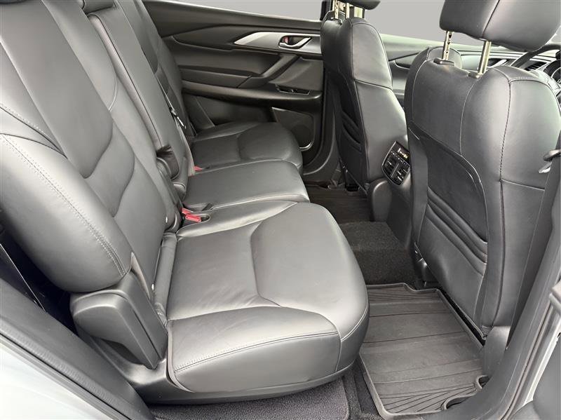 Used 2019 MAZDA CX-9 Touring w/ Touring Premium Package FWD image 35