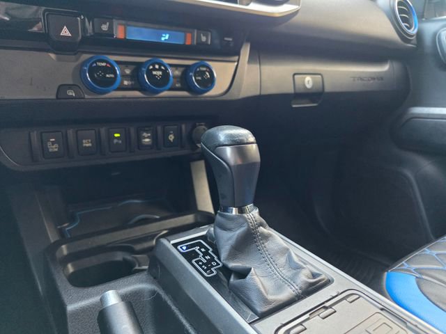 Used 2016 Toyota Tacoma TRD Sport w/ Premium & Technology Package RWD image 22