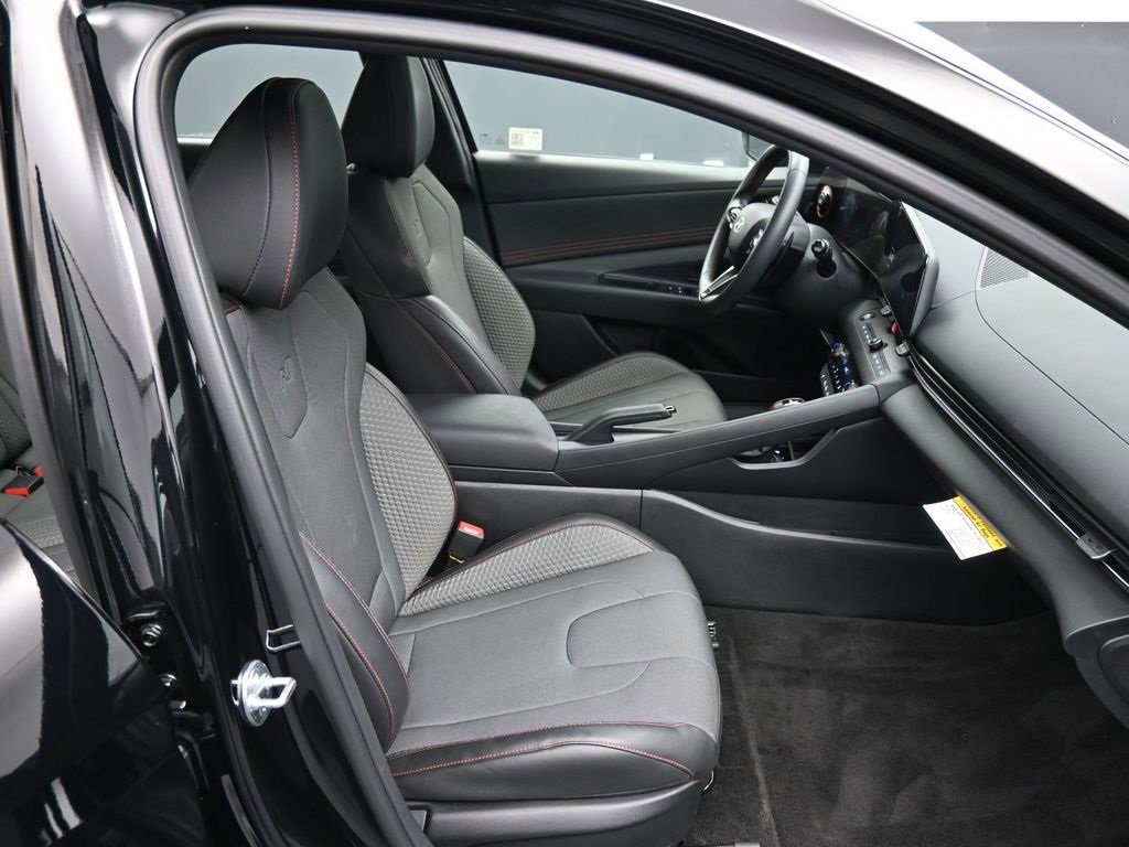 Used 2025 Hyundai Elantra N Line image 24