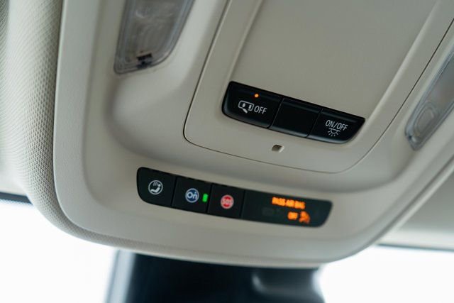 Used 2023 Buick Envision Preferred image 35