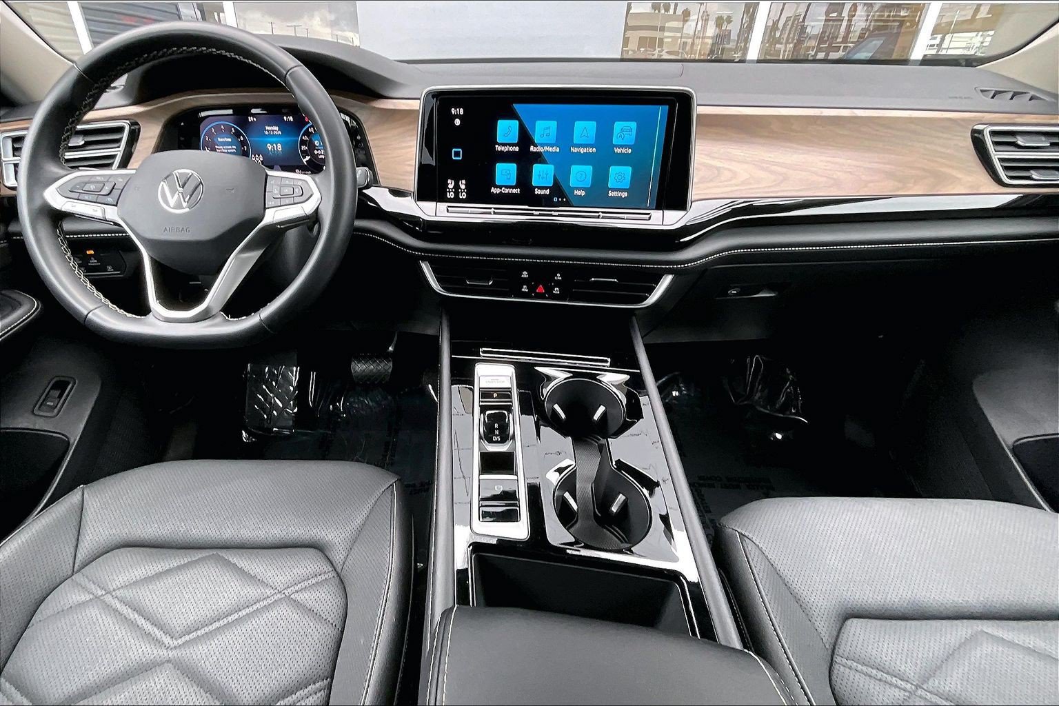 Used 2026 Volkswagen Atlas SE FWD image 15