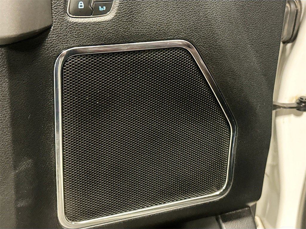 Used 2020 Ford F350 Platinum w/ FX4 Off-Road Package image 22