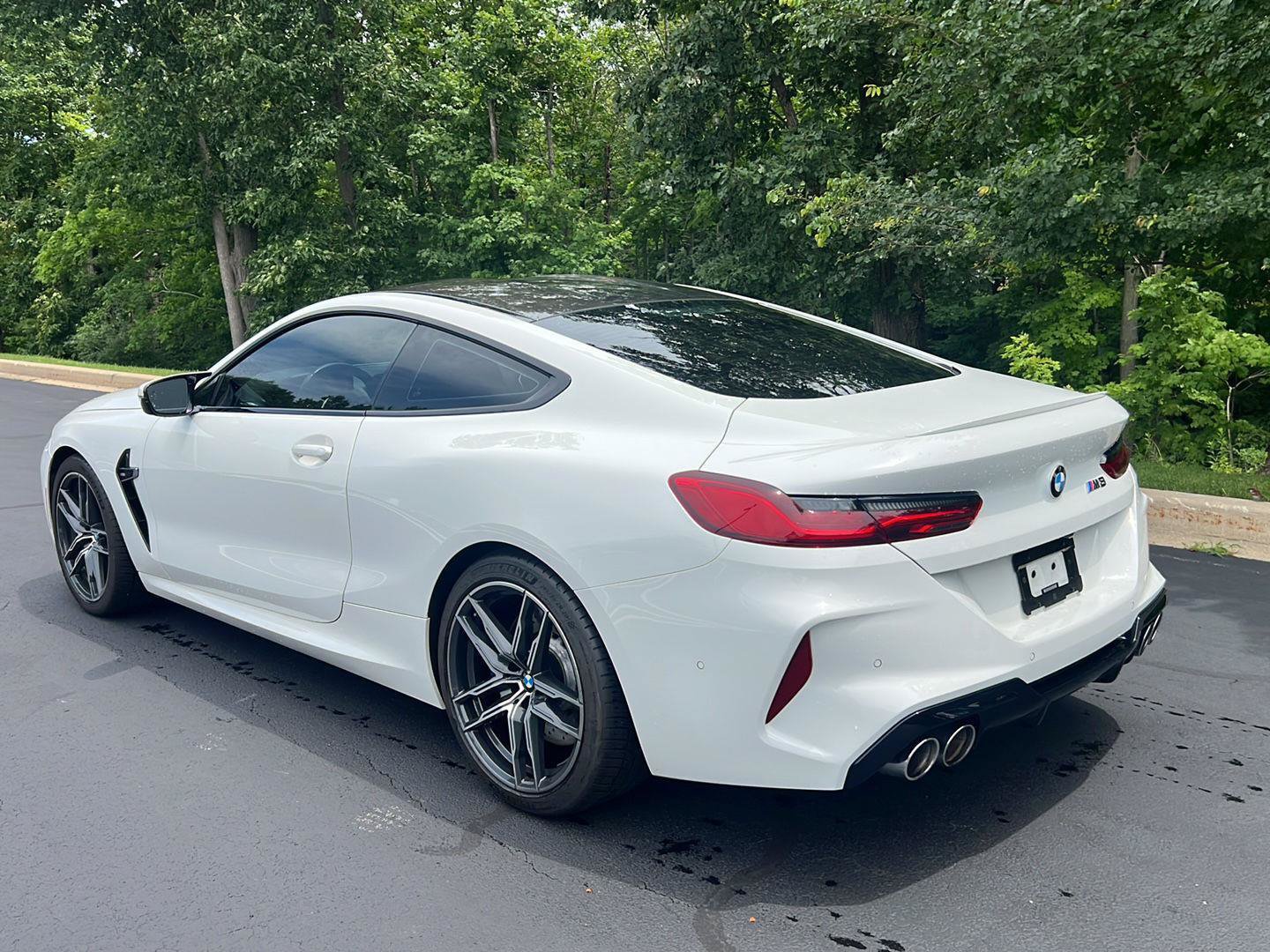 Used 2020 BMW M8 Coupe w/ Driving Assistance Package AWD/4WD image 3
