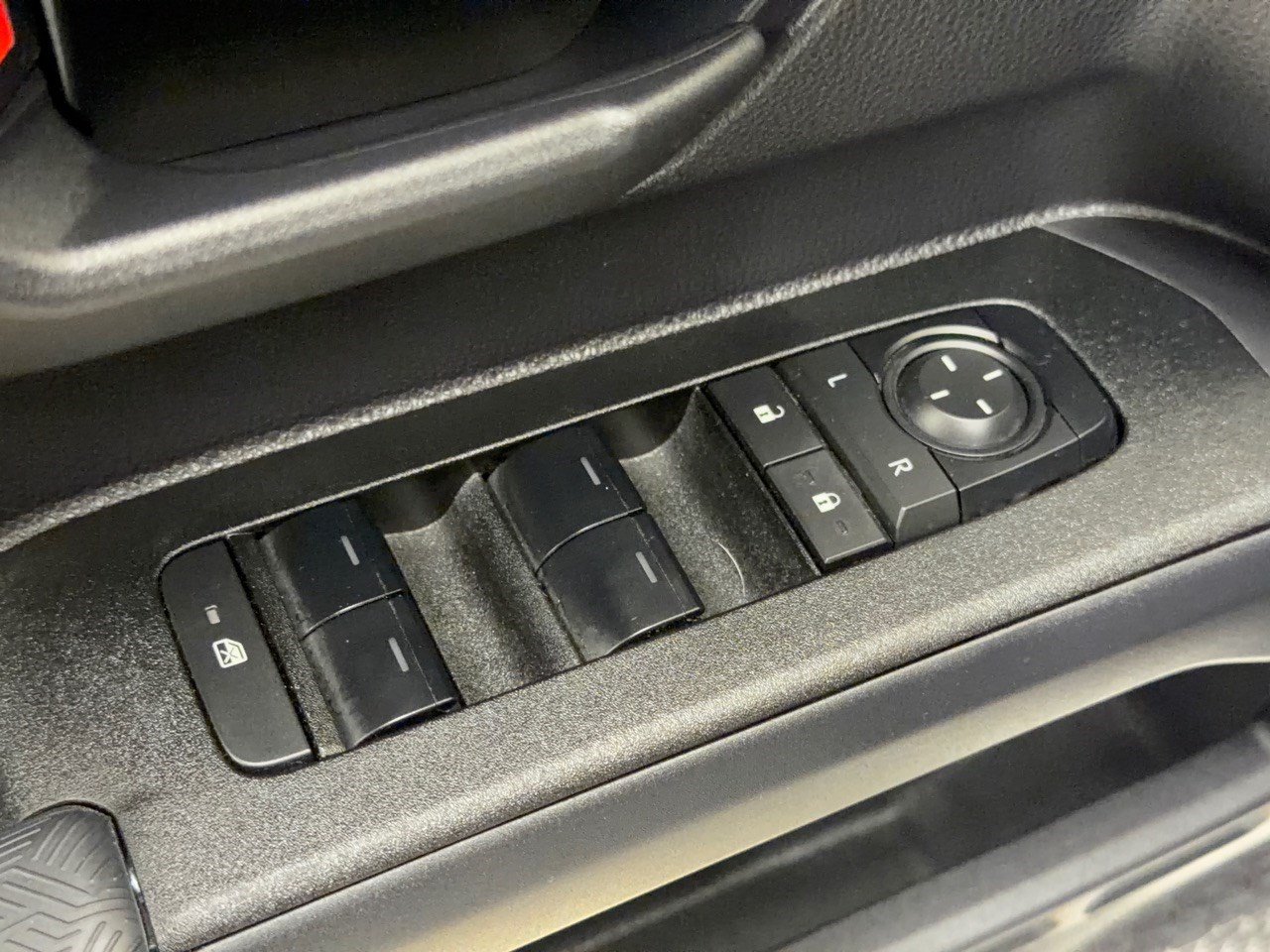 Used 2025 Toyota 4Runner TRD Sport AWD/4WD image 15