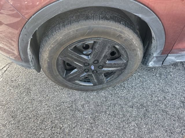 Used 2018 Ford Escape S image 9