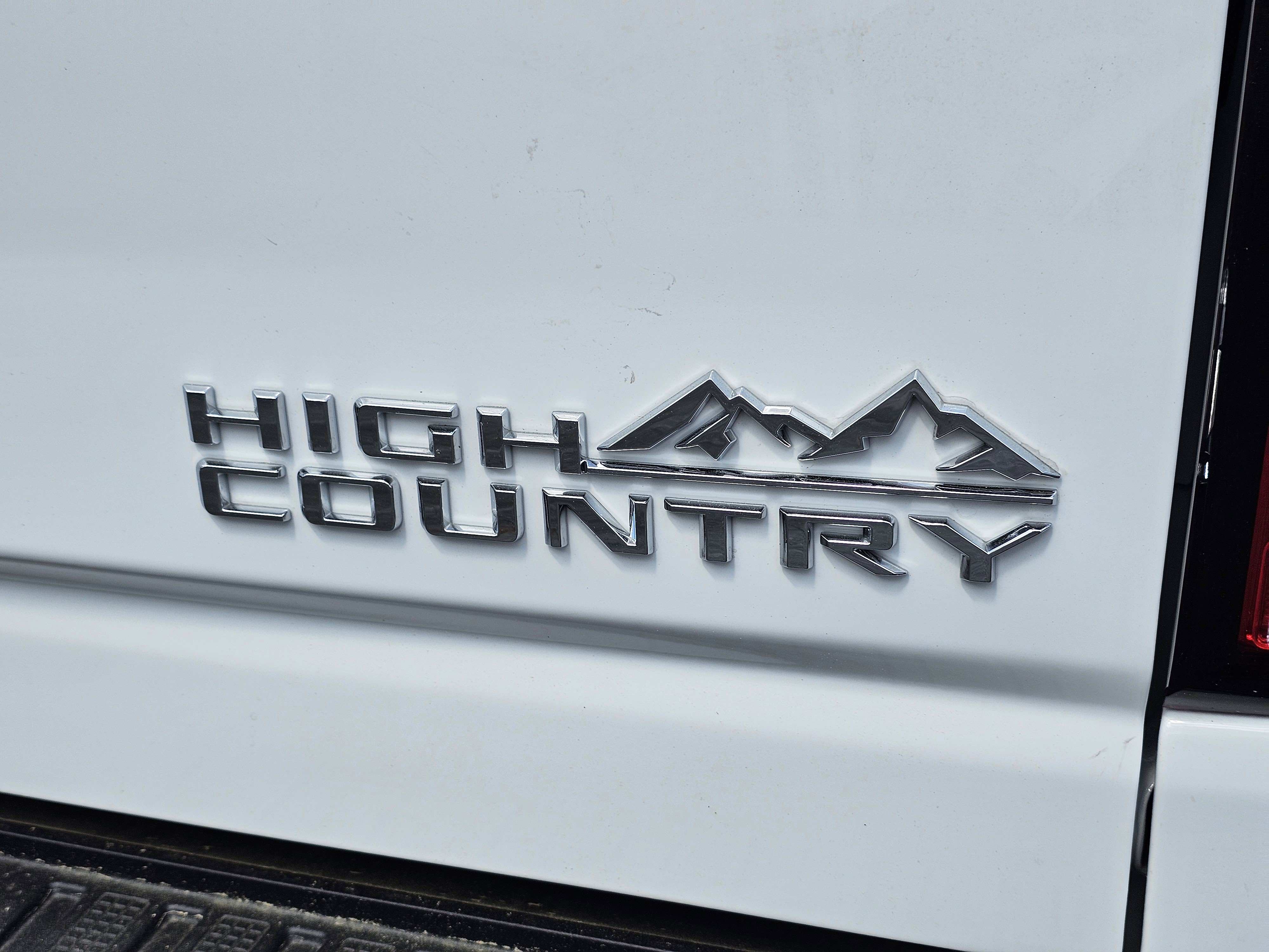 Used 2024 Chevrolet Silverado 3500 High Country w/ High Country Premium Package image 12