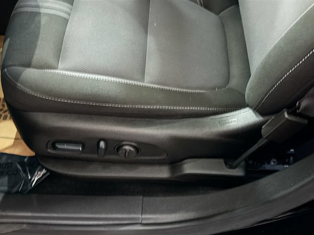Used 2024 Chevrolet Blazer LT AWD/4WD image 19