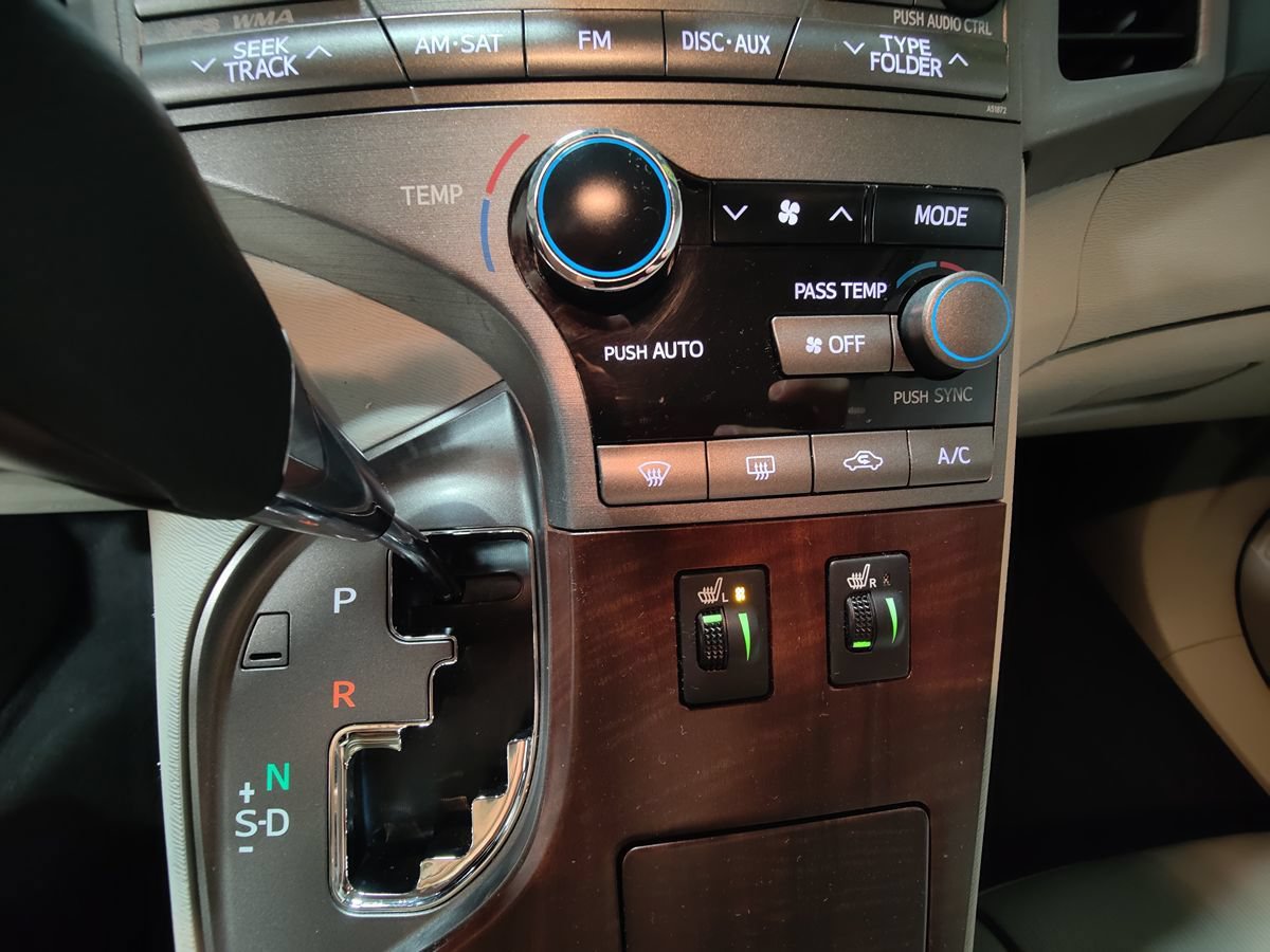 Used 2009 Toyota Venza w/ Comfort Pkg FWD image 33