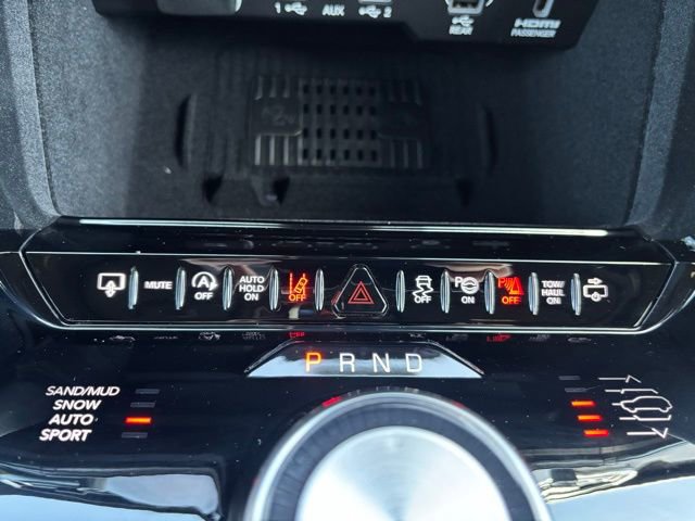 New 2026 Jeep Grand Wagoneer Summit image 25