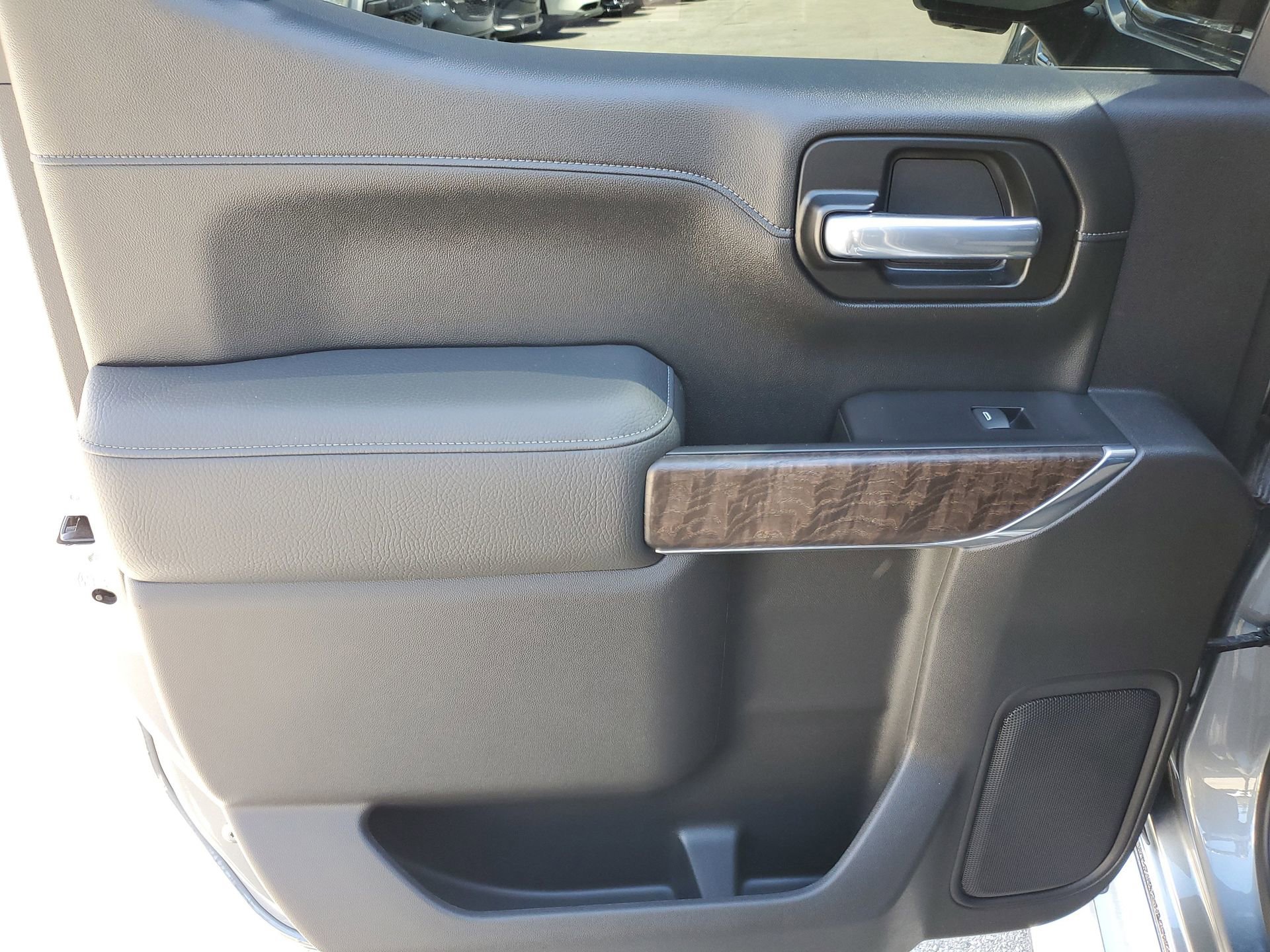 Certified 2021 GMC Sierra 1500 Denali w/ Technology Package image 11