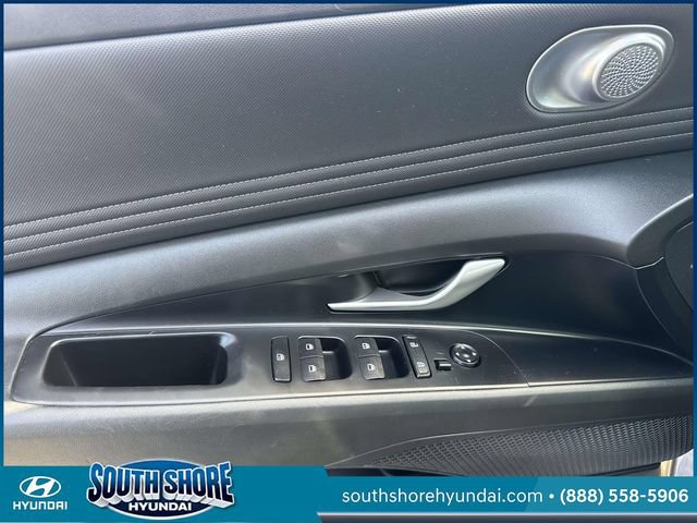 Certified 2023 Hyundai Elantra SEL w/ Convenience Package FWD image 17