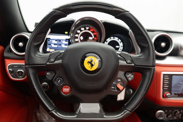 Used 2016 Ferrari California T RWD image 7