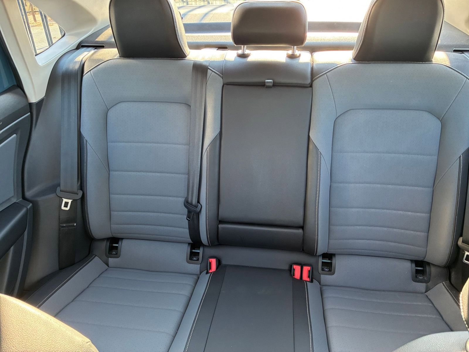 Used 2025 Volkswagen Jetta SE image 37