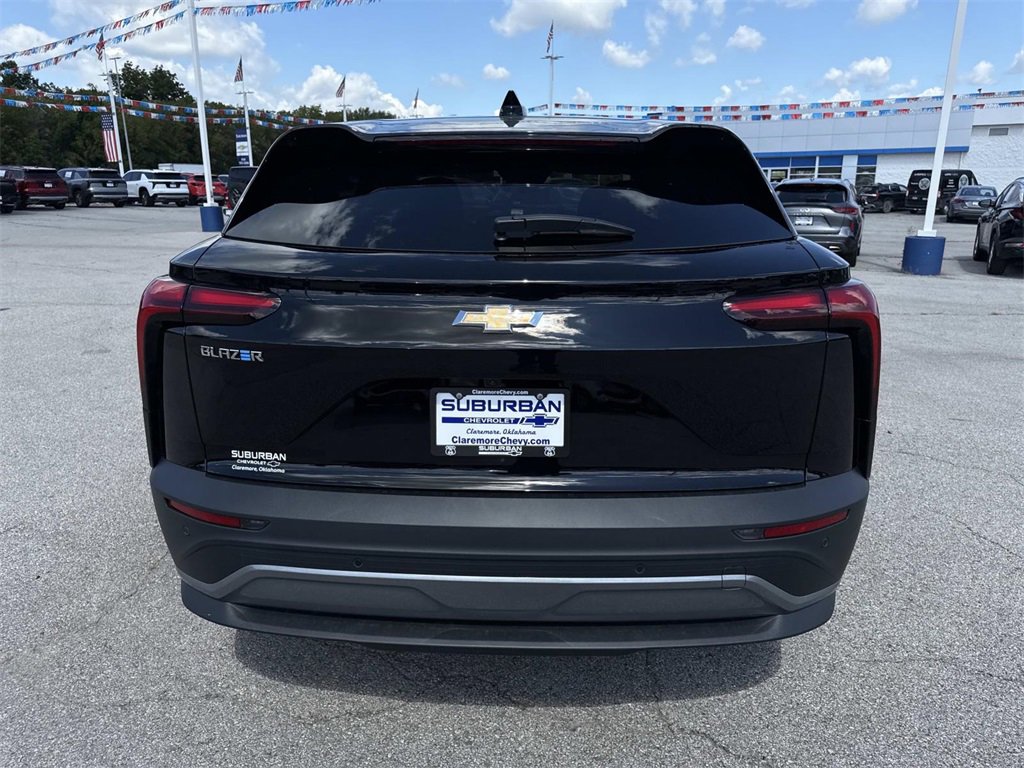 New 2026 Chevrolet Blazer EV LT image 4