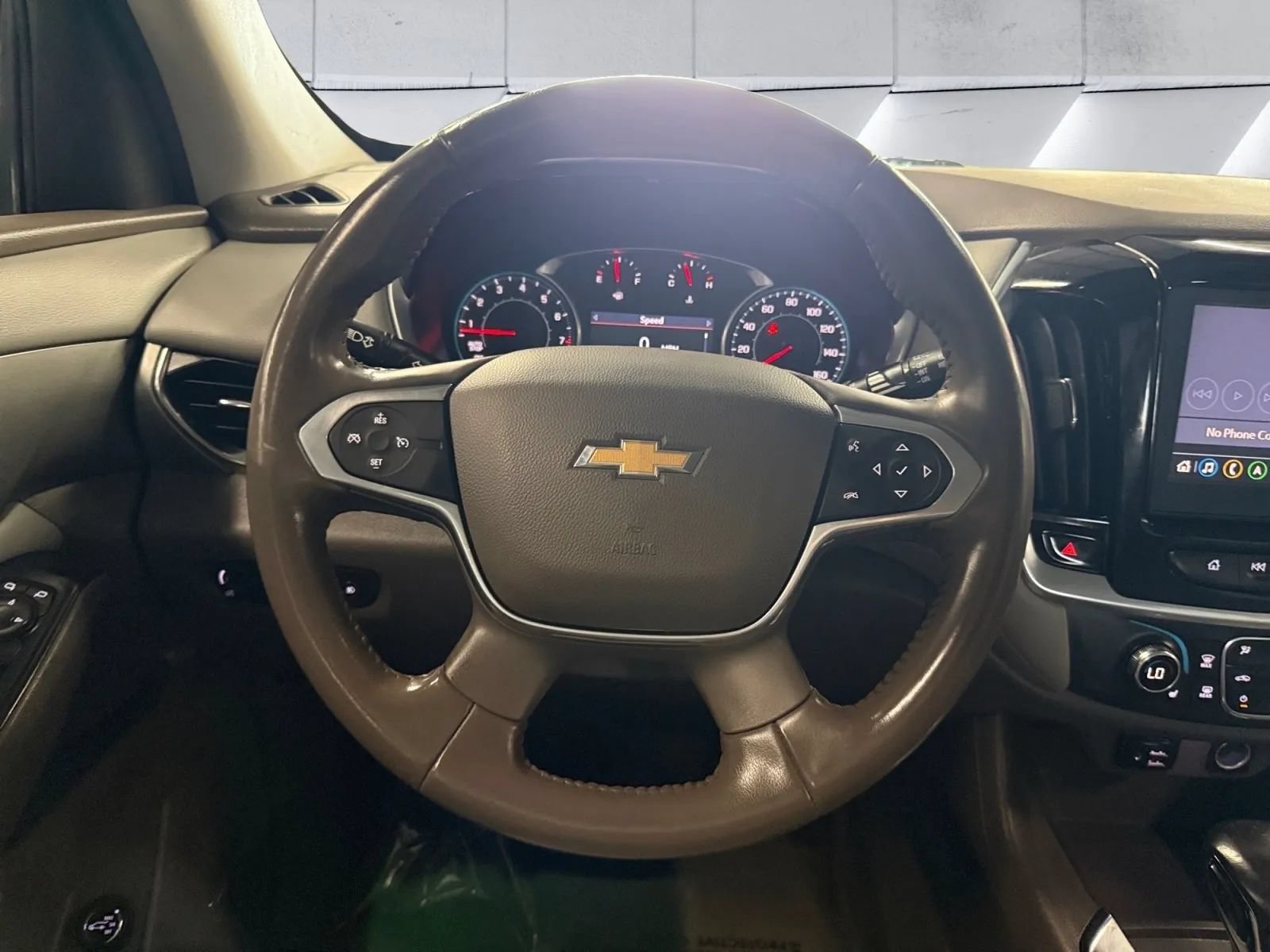 Used 2021 Chevrolet Traverse LT w/ LT Premium Package AWD/4WD image 26