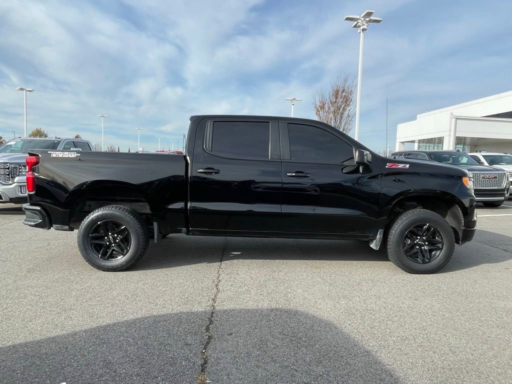 Used 2023 Chevrolet Silverado 1500 LT Trail Boss w/ Convenience Package II image 9