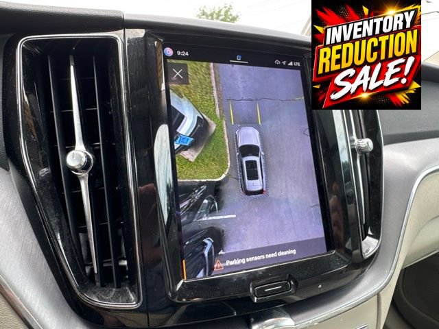 Used 2022 Volvo XC60 B5 Momentum AWD/4WD image 14