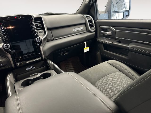 New 2026 RAM 2500 Big Horn AWD/4WD image 11