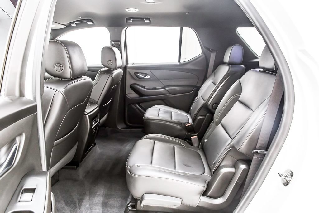 Used 2023 Chevrolet Traverse LT w/ LPO, Floor Liner Package AWD/4WD image 28