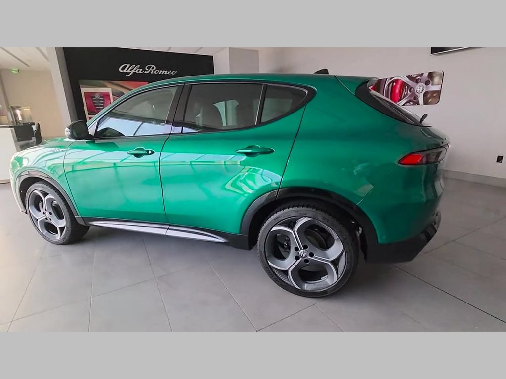 New 2026 Alfa Romeo Tonale w/ Active Assist Package AWD/4WD image 31