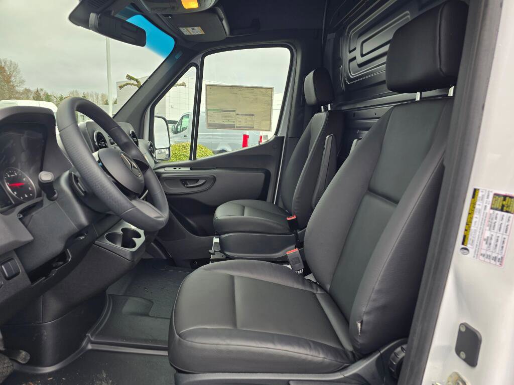 New 2025 Mercedes-Benz Sprinter 2500 image 19