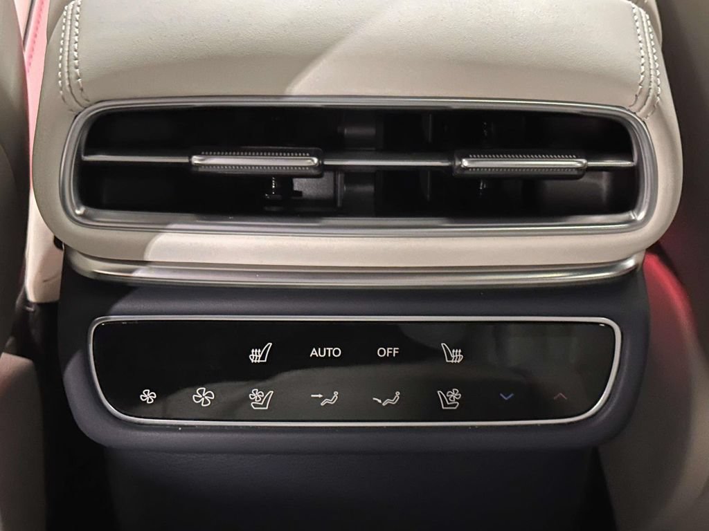 Used 2025 Genesis GV80 3.5T Prestige AWD/4WD image 20