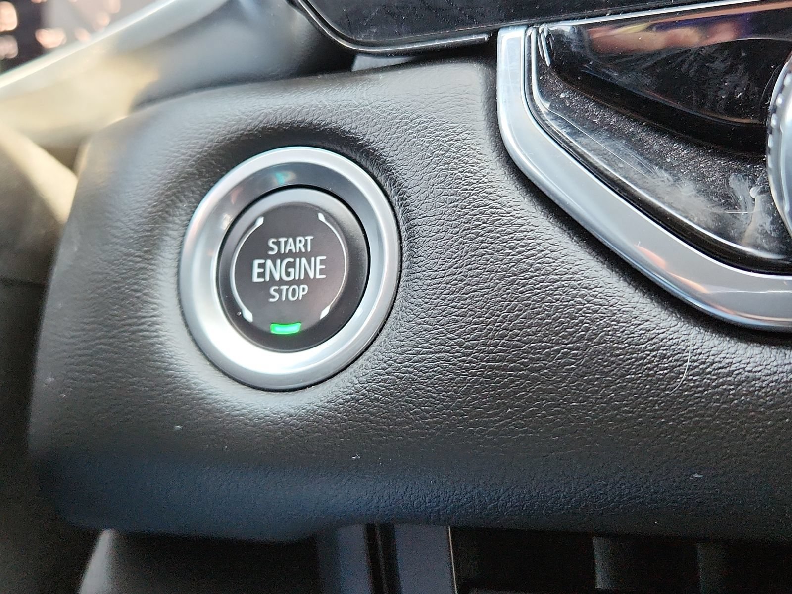 Used 2024 GMC Canyon Elevation w/ Convenience Package RWD image 15