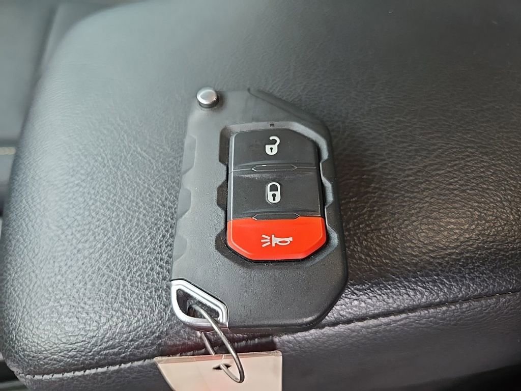 Used 2024 Jeep Wrangler Unlimited Sport AWD/4WD image 96