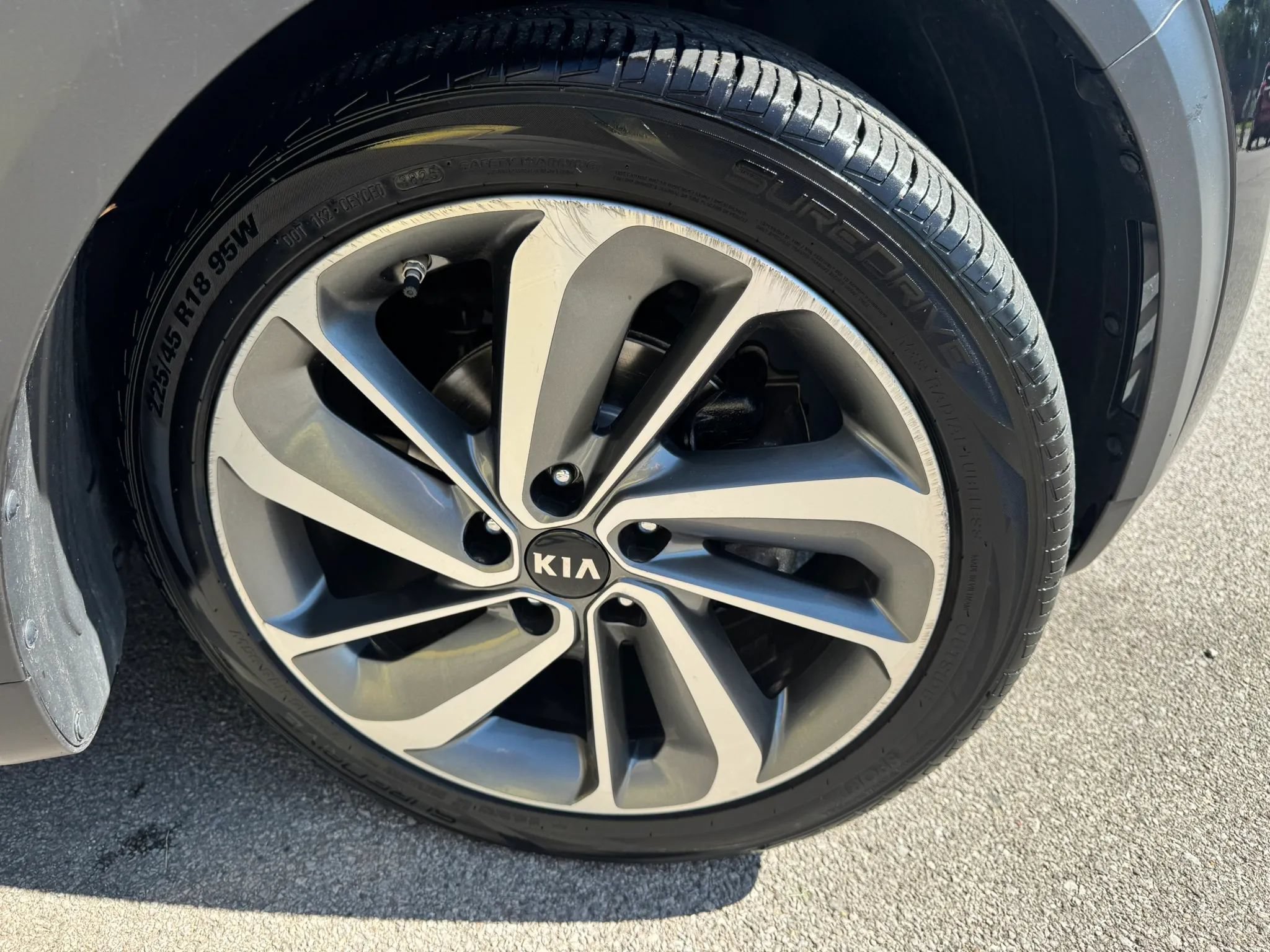 Used 2019 Kia Niro Touring FWD image 26