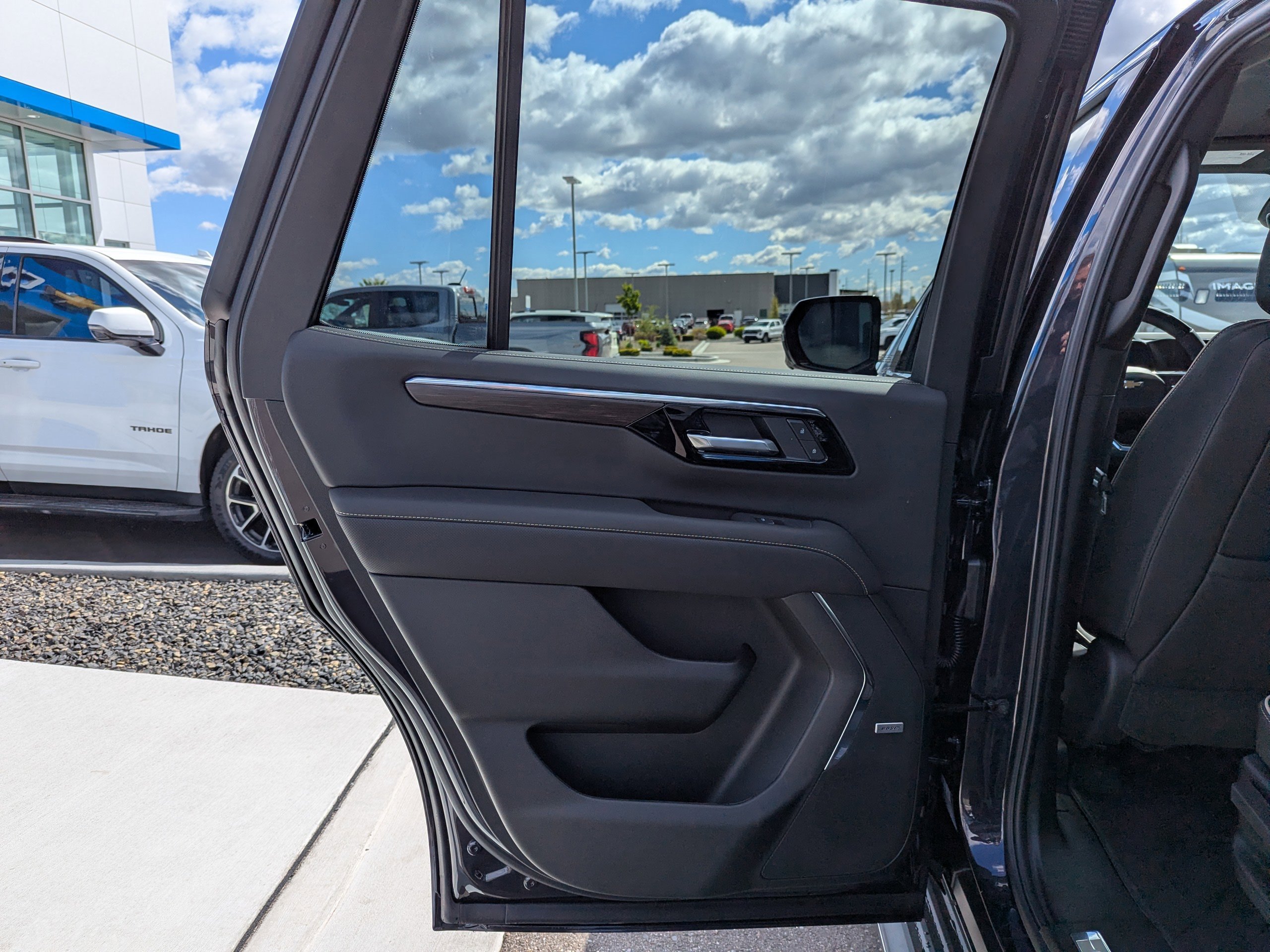 New 2026 Chevrolet Tahoe Premier AWD/4WD image 31