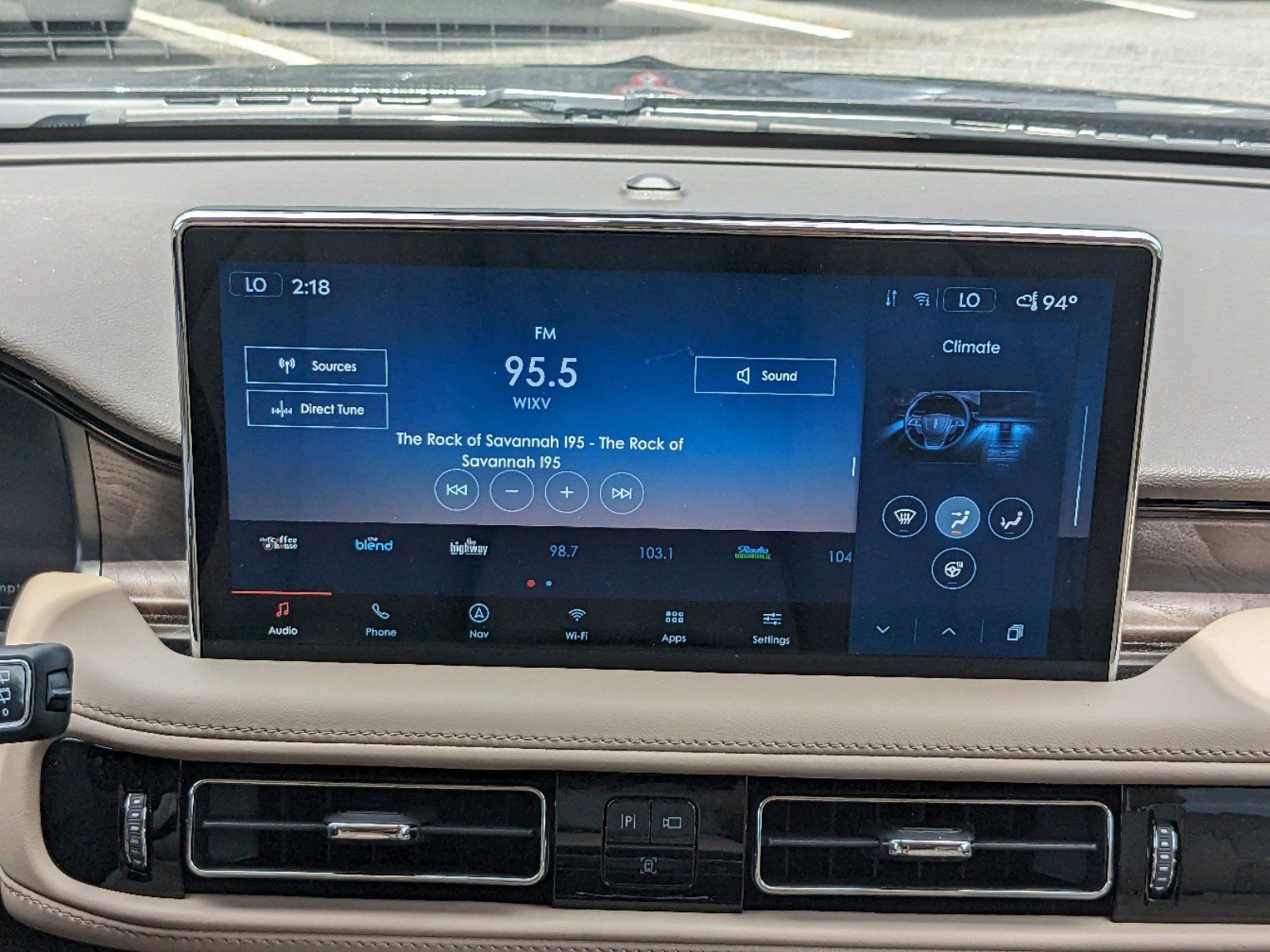 Certified 2023 Lincoln Nautilus Reserve w/ Equipment Group 202A image 20