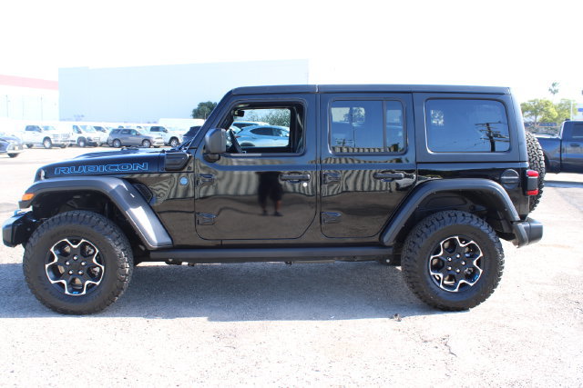 Used 2022 Jeep Wrangler Unlimited Rubicon 4xe w/ Dual Top Group AWD/4WD image 7