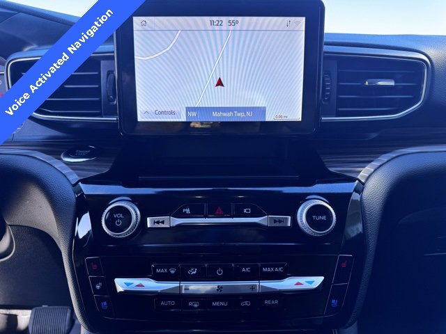 Used 2022 Ford Explorer Limited w/ Equipment Group 301A image 18