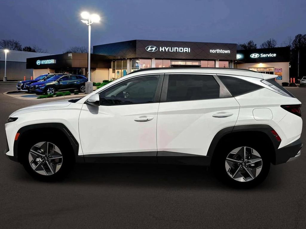 New 2026 Hyundai Tucson SEL image 3