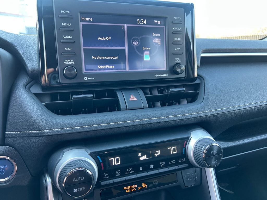 Certified 2022 Toyota RAV4 XLE w/ Convenience Package image 19