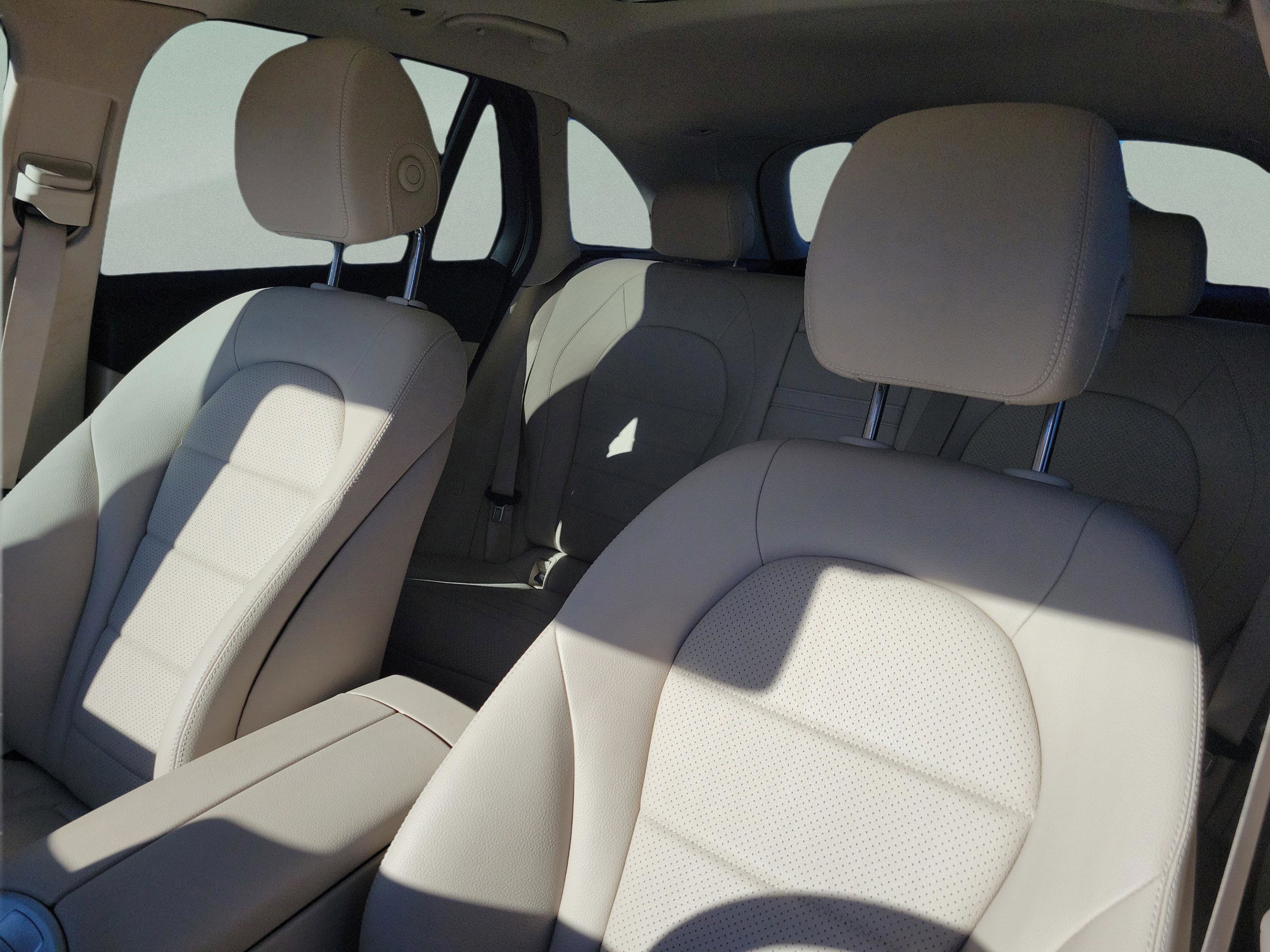 Certified 2022 Mercedes-Benz GLC 300 image 21