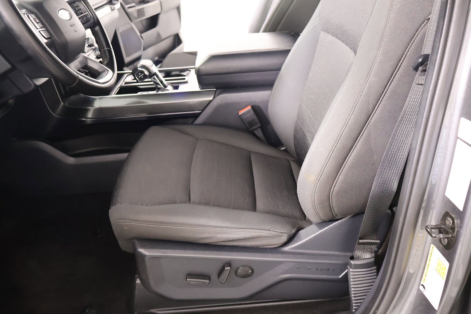 Used 2023 Ford F150 XLT w/ Equipment Group 302A High image 13