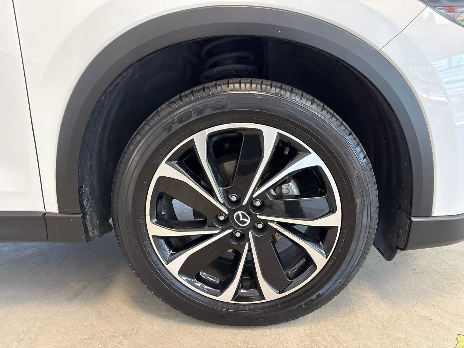 Certified 2023 MAZDA CX-5 AWD 2.5 S w/ Premium Package image 8