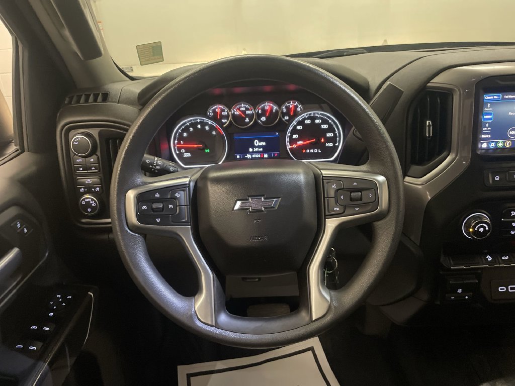 Used 2021 Chevrolet Silverado 1500 Custom Trail Boss w/ Midnight Edition AWD/4WD image 5