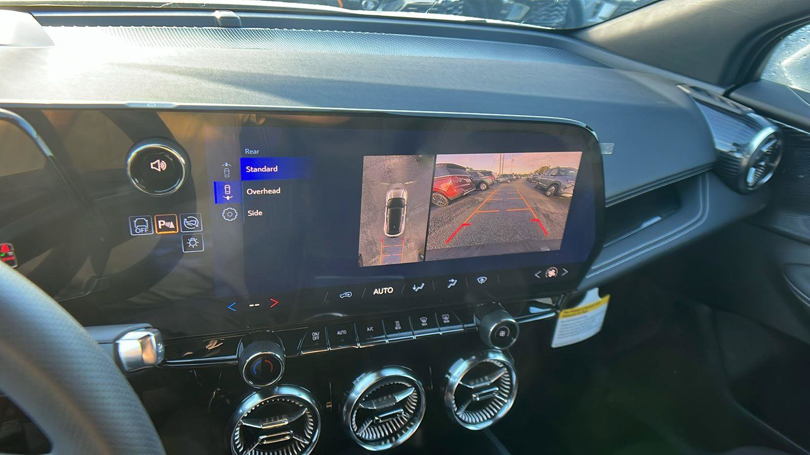 New 2026 Chevrolet Blazer EV LT AWD/4WD image 25