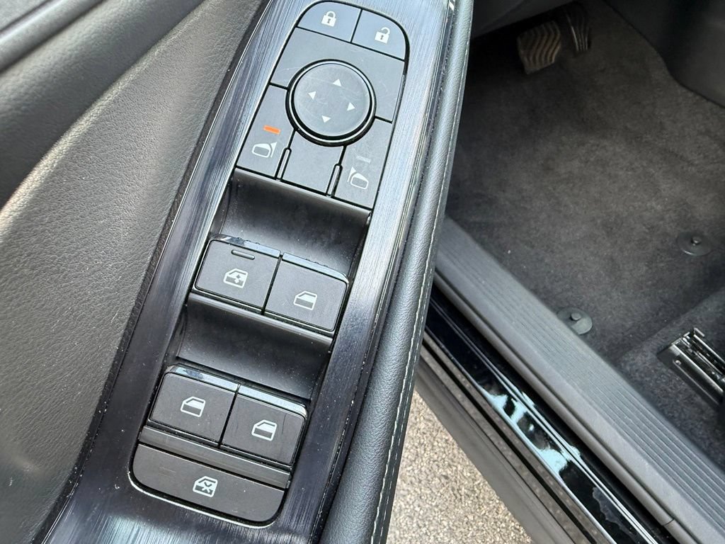 Used 2026 Nissan Rogue SV AWD/4WD image 25