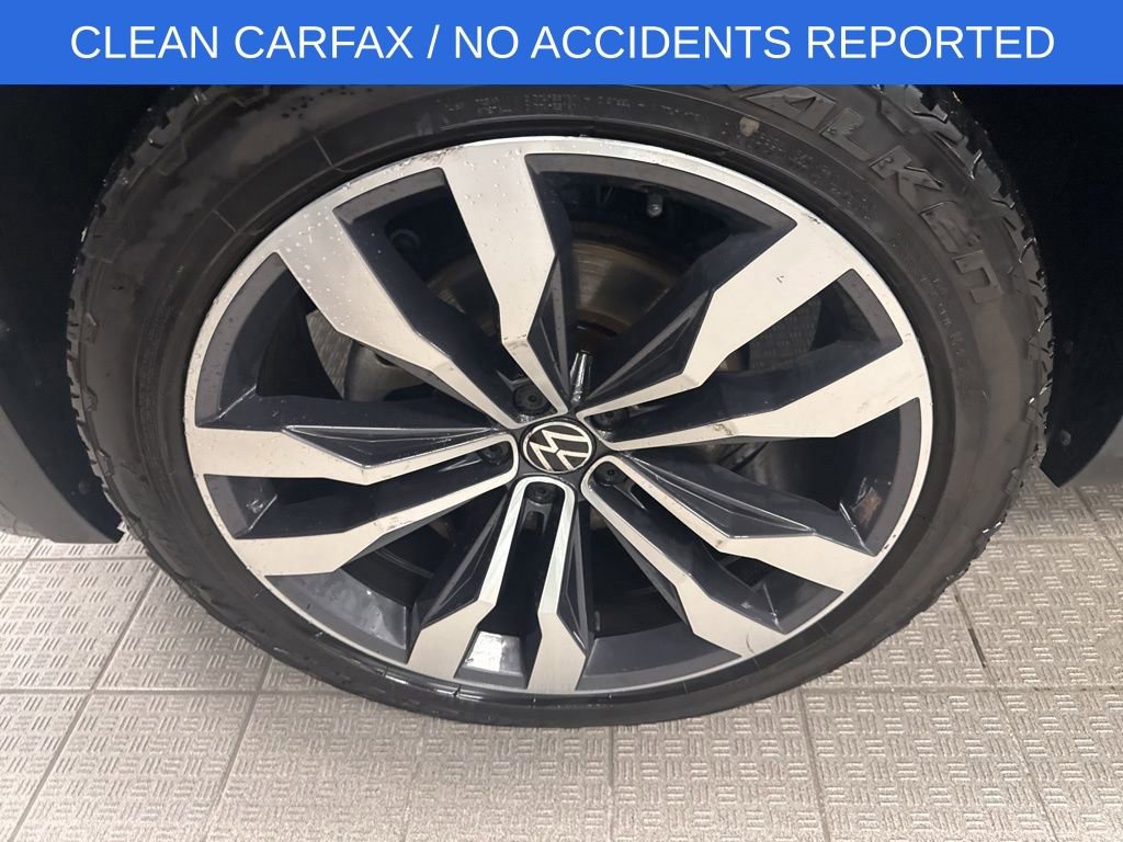 Used 2022 Volkswagen Atlas SEL Premium image 4