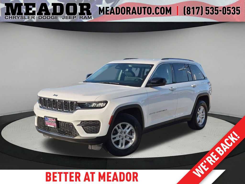 Used 2024 Jeep Grand Cherokee Laredo RWD image 1