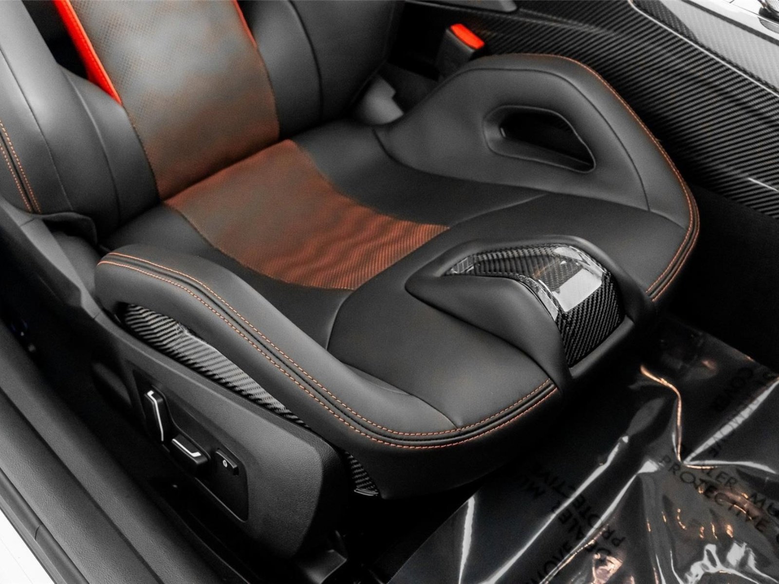 Used 2025 BMW M4 CS AWD/4WD image 34