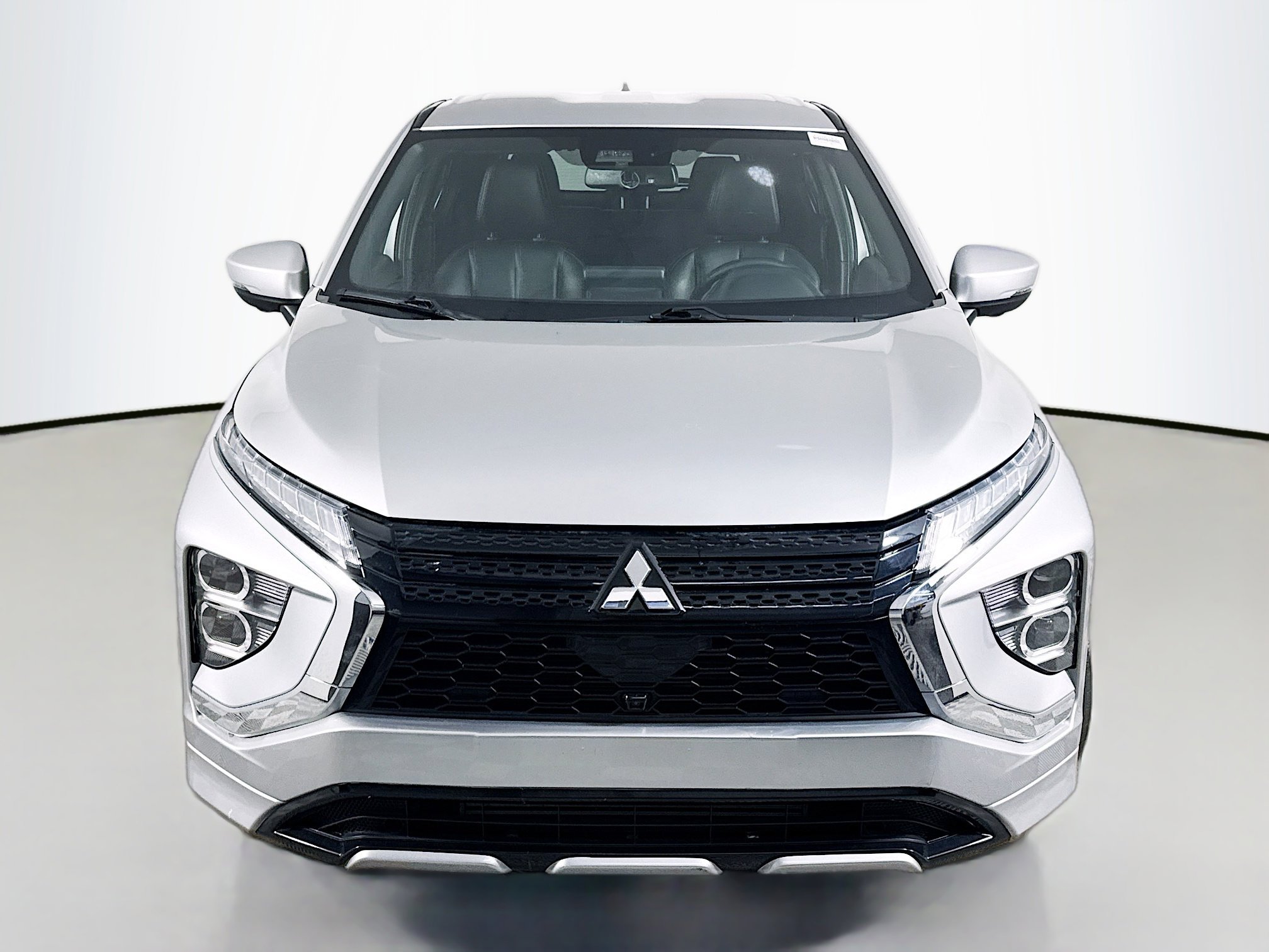 Used 2023 Mitsubishi Eclipse Cross SE image 2