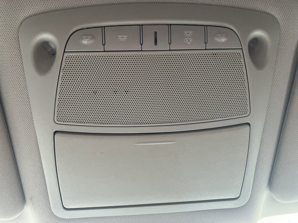 Used 2016 Nissan Rogue SV image 27